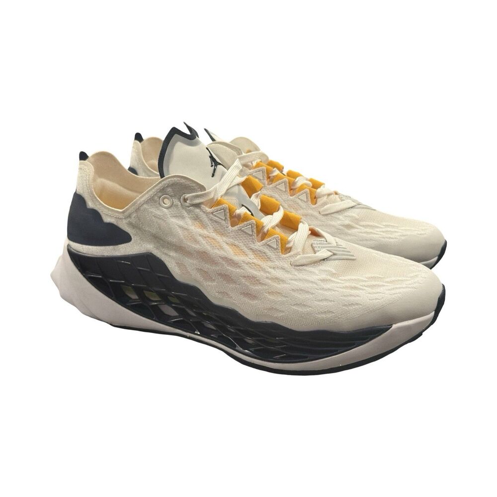 Size 10 Nike Air Jordan Zoom Trunner Ultimate SMU PE Marquette Mens IF2973-144